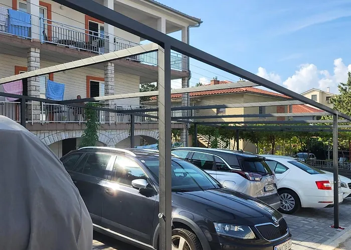 2379b Appartement Selce