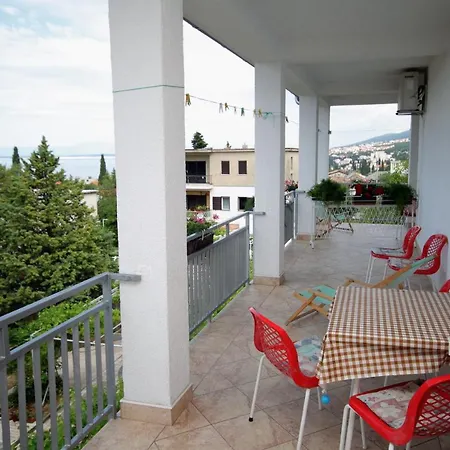 2379b Apartment